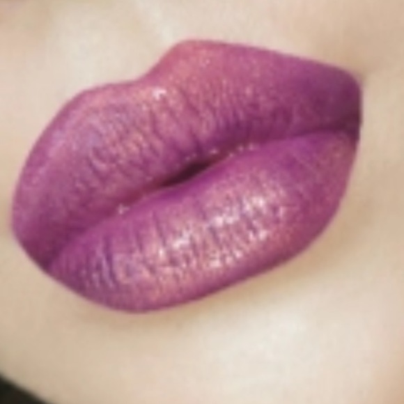 🌙💕Huda Fearless Lip Strobe - Picture 11 of 11